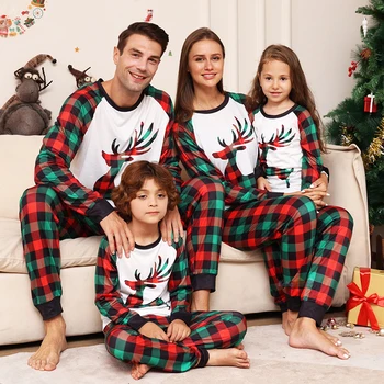2024 Natal Correspondência De Pijama Família Roupas Clássica Do Elk Impressão Filhos Adultos Pai, Mãe Natal Pijamas Pijamas, Roupas