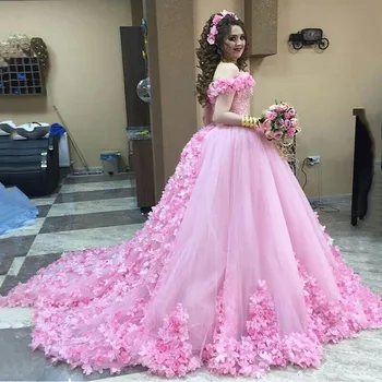 Novos Vestidos de Baile Vestido de Bola Fora de Ombro 3D Rose Flores Inchado cor-de-Rosa Doce 16 Vestido de Festa de Celebridades Vestidos de Formatura