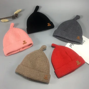O coreano outono e inverno filhos recém-nascidos chapéu do bebê do sexo feminino de lã chapéu menino de 0 a 1 ano de idade do bebê do inverno chapéu de malha de tendência